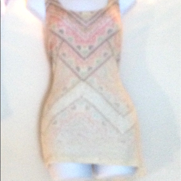 Women’s blu Pepper tank top strapless. Pre own. Size small. Multi color - Picture 3 of 12